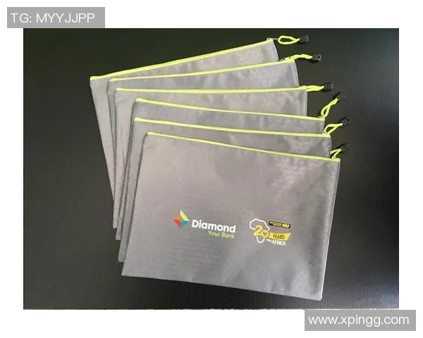 足球纹文件袋的独特魅力与实用性完美结合的办公必备良品